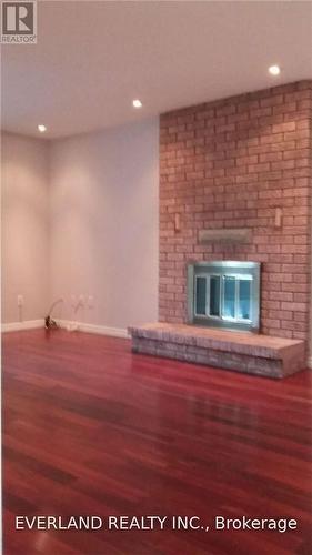 4101 Loyalist Drive, Mississauga, ON - Indoor Photo Showing Other Room