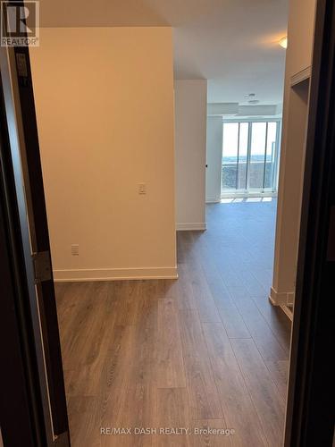 631 - 2545 SIMCOE STREET N , Oshawa, Ontario L1L 0W3 2