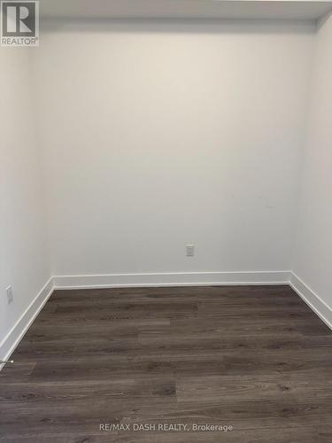 631 - 2545 SIMCOE STREET N , Oshawa, Ontario L1L 0W3 3