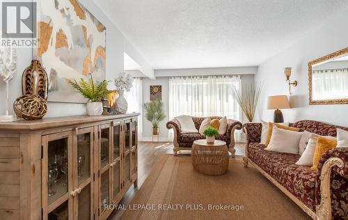 26 - 2380 BROMSGROVE ROAD  Mississauga, ON L5J 4E6