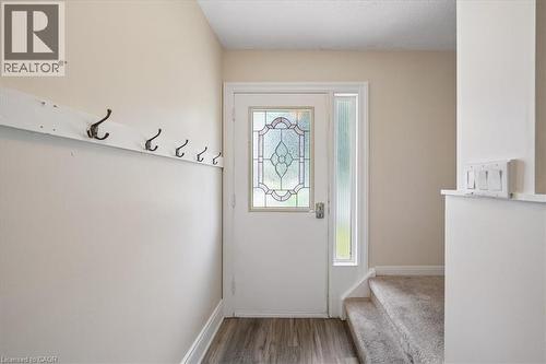 2320 Middlesmoor Crescent, Burlington, ON - Indoor Photo Showing Other Room