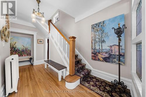 17 Oakland Avenue, Ottawa, ON - Indoor Photo Showing Other Room