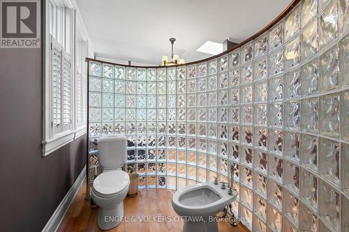 17 Oakland Avenue, Ottawa, ON - Indoor Photo Showing Bathroom