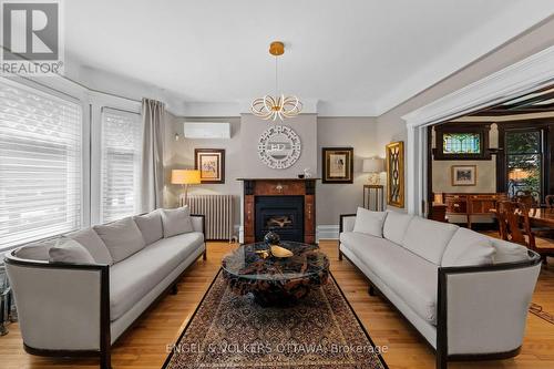 17 Oakland Avenue, Ottawa, ON - Indoor Photo Showing Living Room With Fireplace