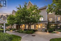 218 - 2110 CLEAVER AVENUE  Burlington (Headon), ON L7M 3Z3