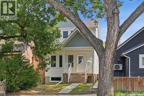532 J Avenue N, Saskatoon, SK - Outdoor