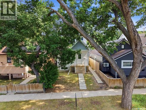 532 J Avenue N, Saskatoon, SK - Outdoor