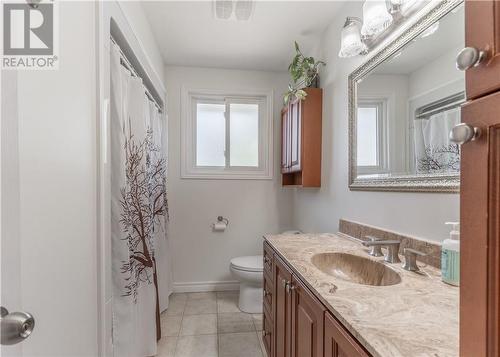 162 Lapointe Street, Sudbury, ON - Indoor Photo Showing Bathroom