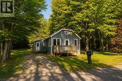 25 Hess ST  Sault Ste. Marie, ON P6A 5K6