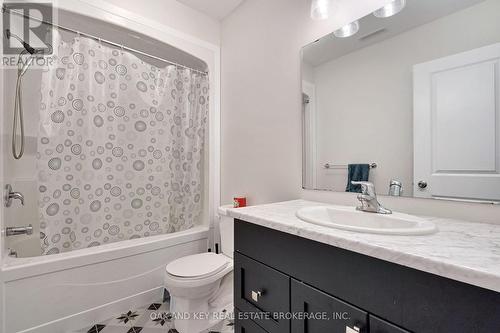 Lower level bathroom - 4 pc. - 48 Ambrosia Path, St. Thomas, ON - Indoor Photo Showing Bathroom