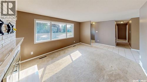 60 Gale Street, Regina, SK - Indoor Photo Showing Other Room