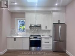 41 DROMORE GARDEN SUITE CRESCENT  Toronto, ON M2R 2H4