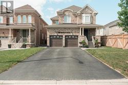 4 BILL HUTCHINSON CRESCENT  Clarington, ON L1C 7E1