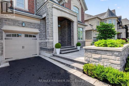31 Sarracini Crescent, Vaughan, ON - Outdoor