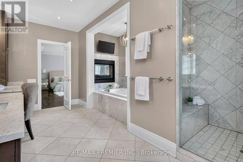 31 Sarracini Crescent, Vaughan, ON - Indoor Photo Showing Bathroom