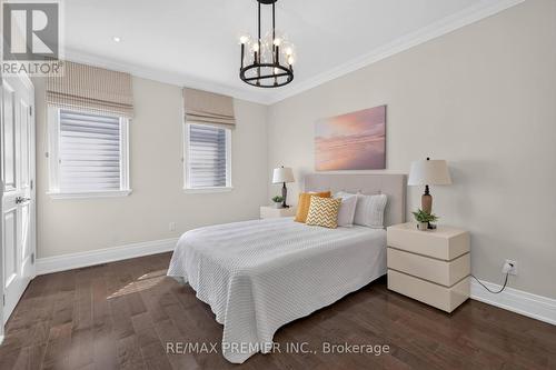 31 Sarracini Crescent, Vaughan, ON - Indoor Photo Showing Bedroom