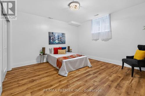 31 Sarracini Crescent, Vaughan, ON - Indoor Photo Showing Bedroom
