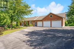 27 BACHLY AVENUE  Oro-Medonte, ON L0K 1N0