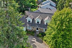 2 MOUNTVIEW AVENUE  Huntsville, ON P1H 1G8