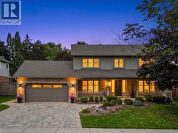 86 HEDGE LAWN Drive  Grimsby, ON L3M 5H4