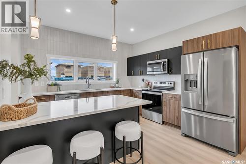 118 Amisk Way, Saskatoon, SK - Indoor Photo Showing Kitchen With Upgraded Kitchen