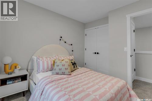 118 Amisk Way, Saskatoon, SK - Indoor Photo Showing Bedroom