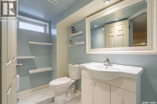 24 Mayfair Crescent, Regina, SK - Indoor Photo Showing Bathroom