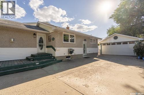 24 Mayfair Crescent, Regina, SK - Outdoor