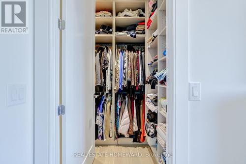 808 - 397 Royal Orchard Boulevard E, Markham, ON - Indoor With Storage