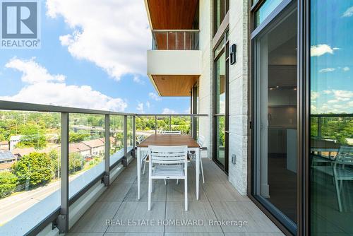 808 - 397 Royal Orchard Boulevard E, Markham, ON - Outdoor With Exterior