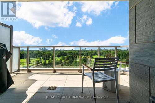 808 - 397 Royal Orchard Boulevard E, Markham, ON - Outdoor