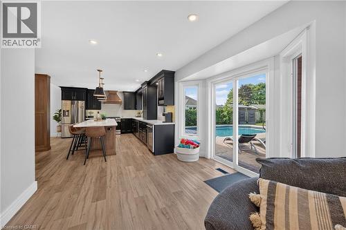 3 Kintyre Court, Caledonia, ON - Indoor