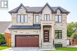 27 SUNDRIDGE DRIVE Toronto, ON M1L 2J4