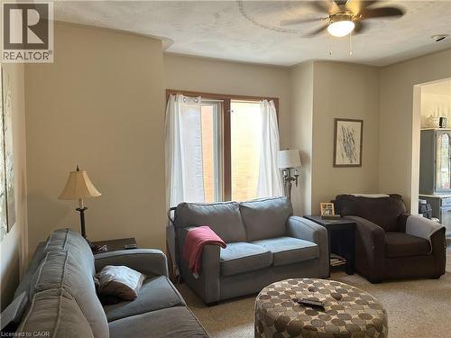 Lower unit - 100 Stanley Street, Simcoe, ON - Indoor Photo Showing Living Room