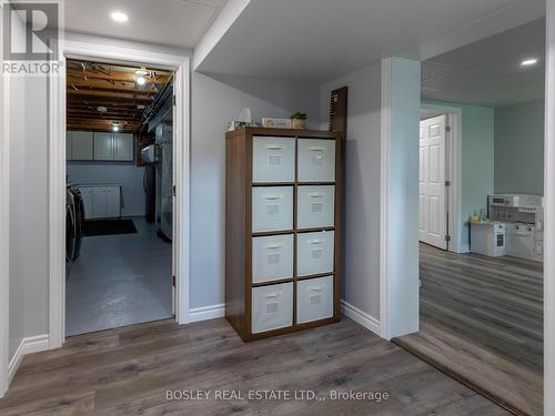 1180 Sunset Drive, Pelham (Fenwick), ON - Indoor Photo Showing Other Room