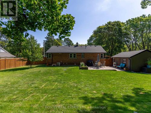 1180 Sunset Drive, Pelham (Fenwick), ON - Outdoor With Backyard With Exterior