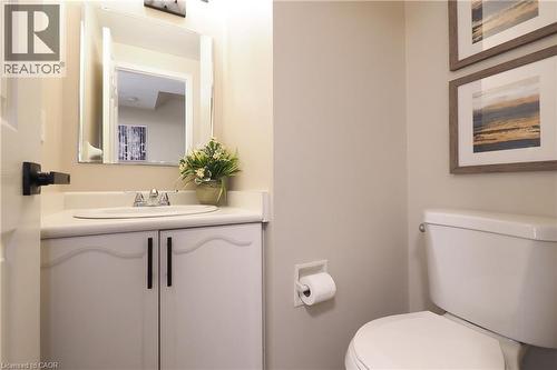495 Misty Crescent, Kitchener, ON - Indoor Photo Showing Bathroom