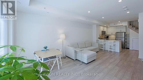 8 - 3473 Widdicombe Way, Mississauga, ON - Indoor