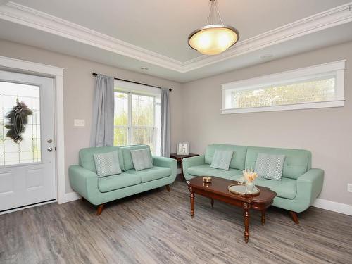 36 Nita Drive, Brookside, NS - Indoor Photo Showing Living Room