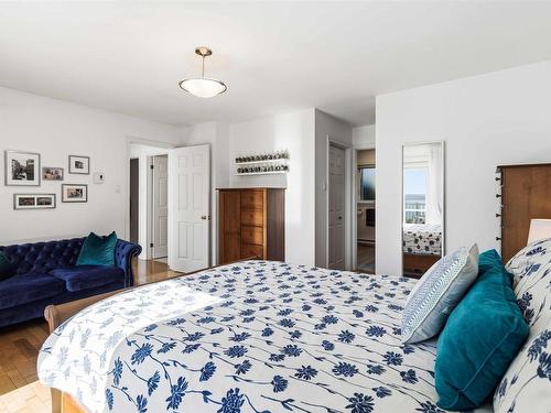 20 Lennox Road, Black Point, NS - Indoor Photo Showing Bedroom