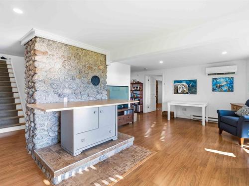 20 Lennox Road, Black Point, NS - Indoor