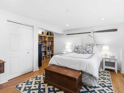 20 Lennox Road, Black Point, NS - Indoor Photo Showing Bedroom