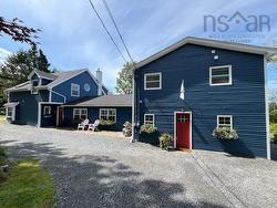 11308 Peggys Cove Road Seabright, NS B3Z 3A7