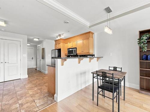 301 200 Crown Drive, Armdale, NS - Indoor Photo Showing Kitchen