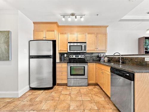 301 200 Crown Drive, Armdale, NS - Indoor Photo Showing Kitchen With Double Sink