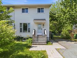 32 Lynnville Drive  Lower Sackville, NS B4C 2H8