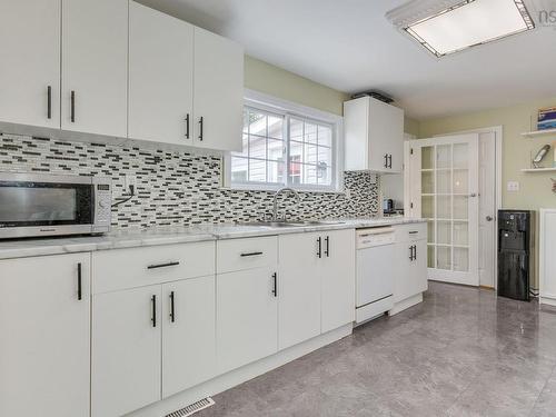 117 Brookside Road, Brookside, NS - Indoor Photo Showing Kitchen With Upgraded Kitchen
