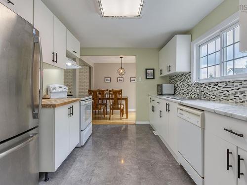 117 Brookside Road, Brookside, NS - Indoor Photo Showing Kitchen