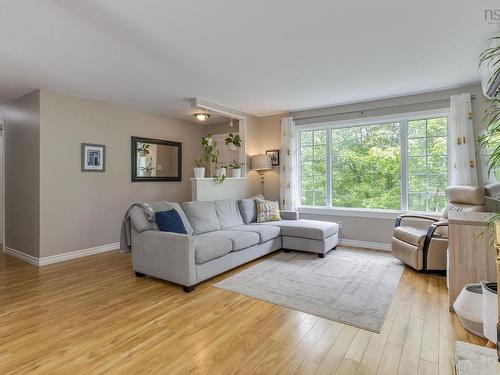 117 Brookside Road, Brookside, NS - Indoor Photo Showing Living Room