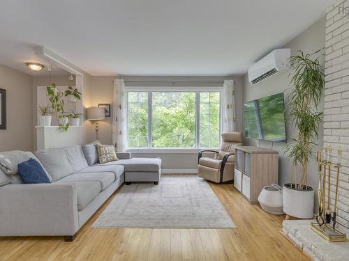 117 Brookside Road, Brookside, NS - Indoor Photo Showing Living Room